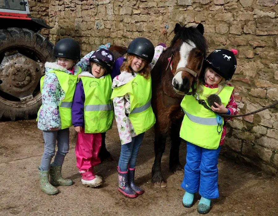 Pony Parties in Nottinghamshire for younger riders, from 2 years upwards